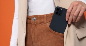 3 Places You Should Stop Keeping Your Phone on Your Body, Health Experts Warn