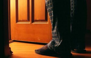 Waking Up At Night Everytime To Urinate, Here Are 3 Possible Health Condition
