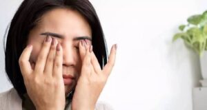 5 Bad Habits You Are Found of That May Affect Your Eye Sight