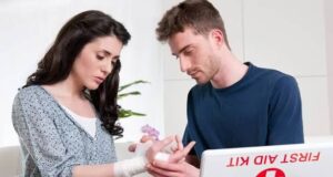 Fainting First Aid Tips: What To Do And Steps To Follow