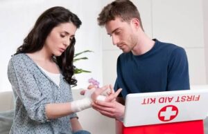 Fainting First Aid Tips: What To Do And Steps To Follow