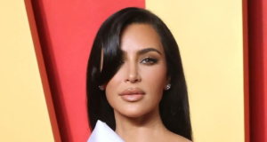 Kim Kardashian Reveals Esophagitis Diagnosis in Emotional Health Scare