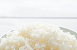 Eating Too Much White Rice May Raise These Health Concerns